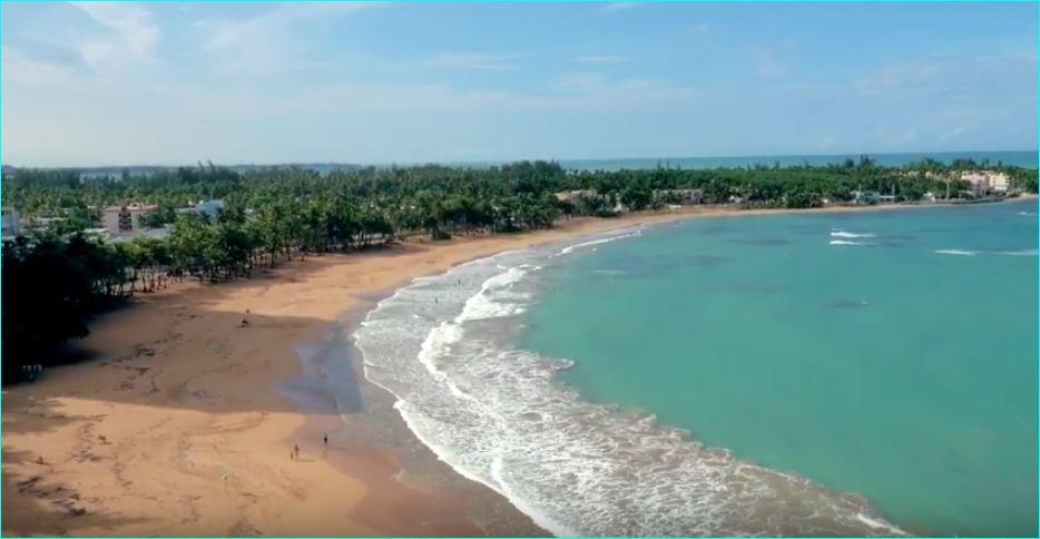 Beach Front Apartment In ลูควิโญ ภายนอก รูปภาพ